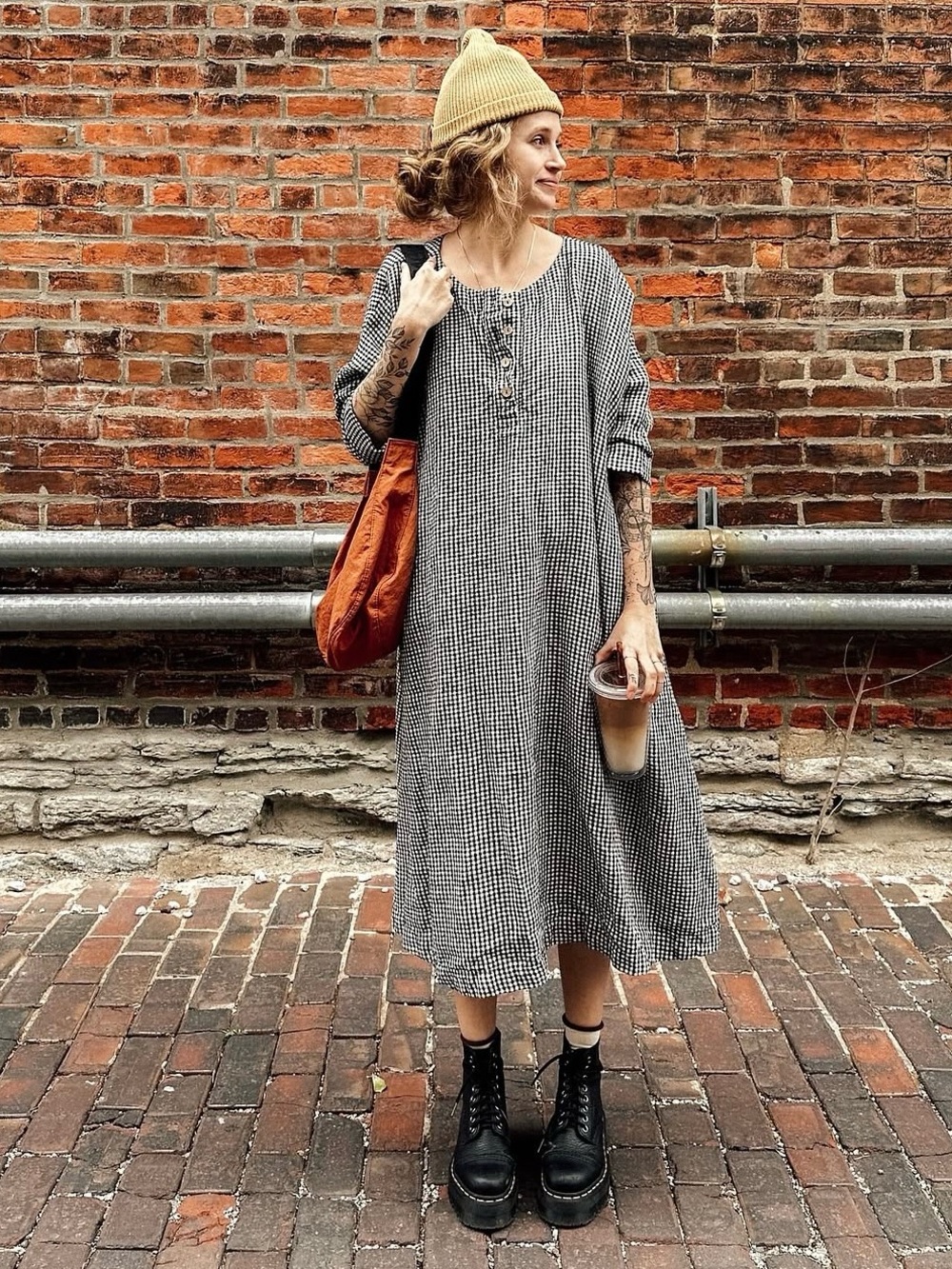 Not Perfectlinen Black Midi Dress - Classic Casual